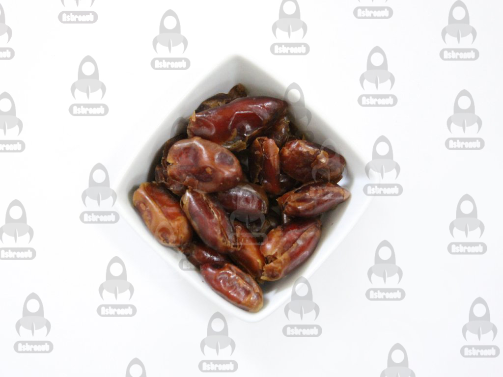 Pitted Sayer Dates